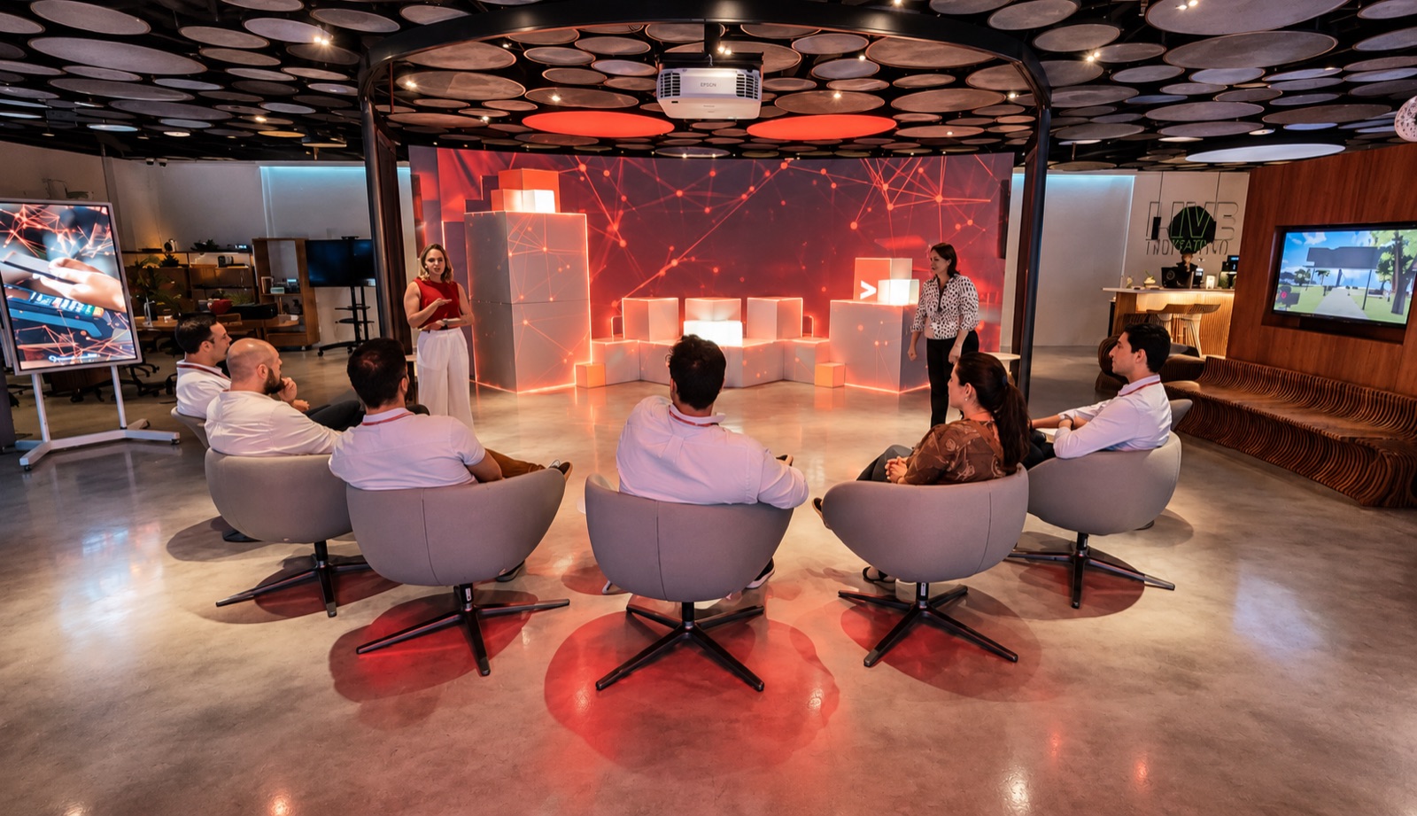 Espaço de colaboração e tecnologia